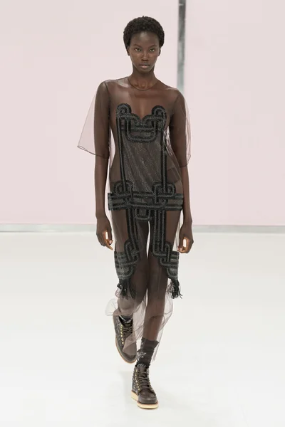 Look 1
